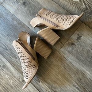 ❌SOLD❌SODA Chunky Heels